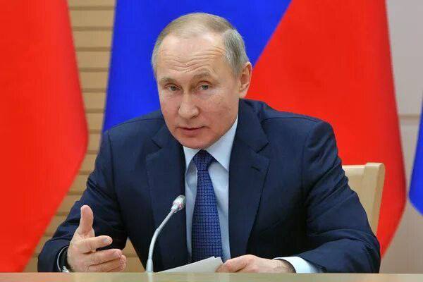 Путин потребовал предоставить гарантии того, что русский язык станет официальным в Украине, а также обеспечить безопасность русским православным церквям — The New York Times
