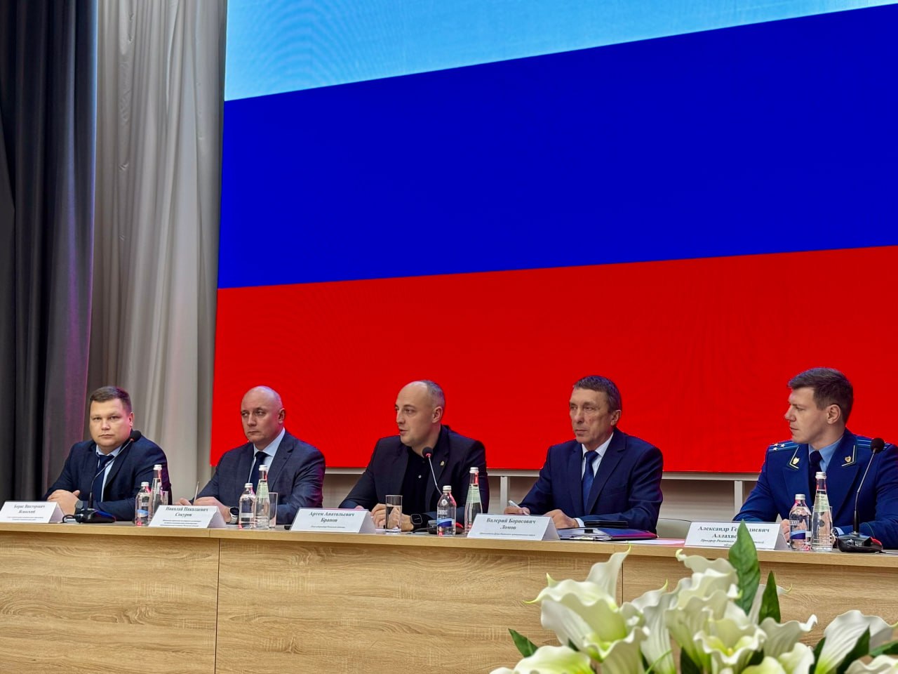 Борис Ясинский перейдёт на работу в администрацию Рязани сообщил вице губернатор Артём Бранов По словам Бранова в городе накопился ряд проблем для решения которых необходимы энергия задор и работоспособность ryazpressa