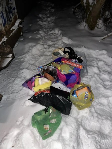 Под Орлом из квартиры местного жителя украли игрушки и сувенирку на 40 тысяч рублей В ОМВД России Орловский обратился местный житель который заявил о том что пока он сутки отсутствовал дома неизвестный проник в его квартиру и совершил кражу имущества   www infoorel ru news pod orlom iz kvartiry mestnogo zhitelya ukrali igrushki i suvenirku na 40 tysyach rubley html