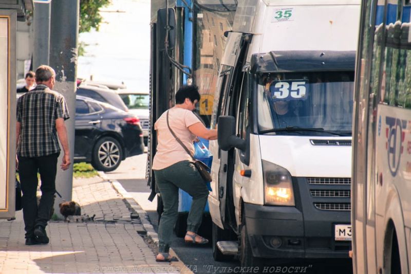 В Тульской области поднимут стоимость проезда в общественном транспорте 1 августа С 1 августа в Тульской области вырастет стоимость проезда в общественном транспорте. Расскажем, сколько теперь придется выложить тулякам за одну поездку. ↗ Прислать новость Подписаться