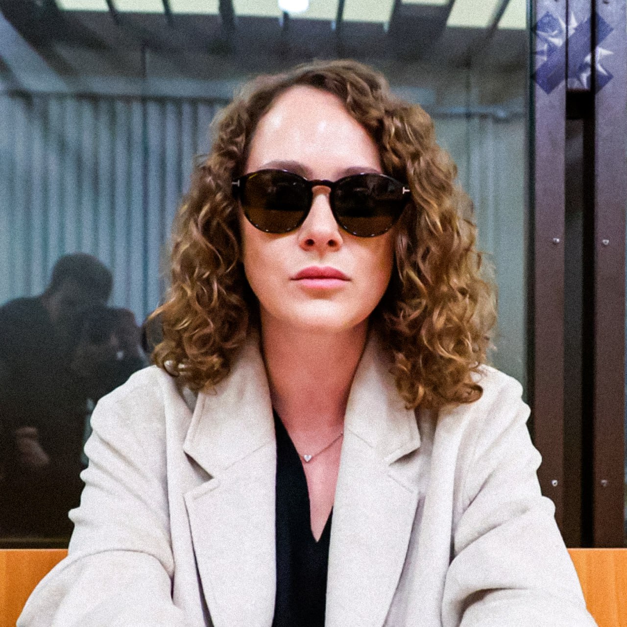 Аглая Тарасова признала вину в контрабанде вейпа с маслом каннабиса Актриса заявила что раскаивается и совершила большую ошибку По словам прокурора устройство было ввезено для личного потребления не ожидал от неё ну хоть честно призналась НЕ МОРГЕНШТЕРН