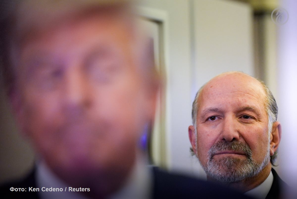 Министра торговли США призывают уйти в отставку из за связей с Джеффри Эпштейном Отставки Говарда Латника требуют представители как Республиканской так и Демократической партии К нему есть много вопросов Но честно говоря ему следовало бы облегчить жизнь президенту и просто уйти в отставку заявил конгрессмен республиканец Томас Мэсси Информация о связях Говарда Латника с Эпштейном содержится в опубликованных в конце января материалах В частности в переписке с Эпштейном за 2012 год он говорит о планах посетить частный остров финансиста со своей женой и детьми Позже Эпштейн написал господину Латнику что его было приятно видеть из чего следует что визит на остров состоялся Подписывайтесь на Ъ в Telegram в MAX Оставляйте бусты