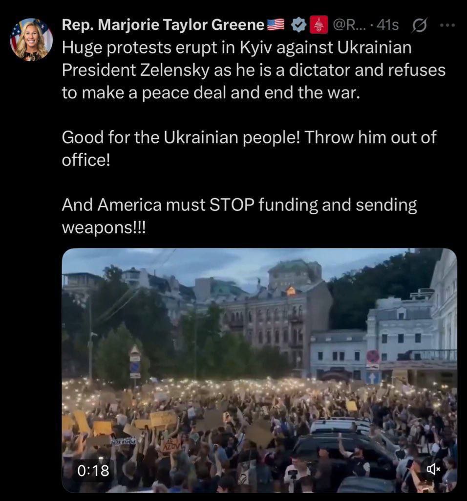 Конгрессвумен от республиканцев Марджори Тейлор Грин обратилась к украинскому народу с просьбой вышвырнуть Зеленского из его офиса. Так она прокомментировала протесты, которые вспыхнули в Киеве, в связи с ограничиванием полномочий антикоррупционного органа — НАБУ, единственного института власти, который не подчинялся Зеленскому. «В Киеве вспыхивают массовые протесты против украинского президента Зеленского, поскольку он диктатор и отказывается заключить мирное соглашение и прекратить войну. Слава украинскому народу! Вышвырните его с должности! И Америка должна прекратить финансирование и отправку оружия!!!», — написала Тейлор Грин.