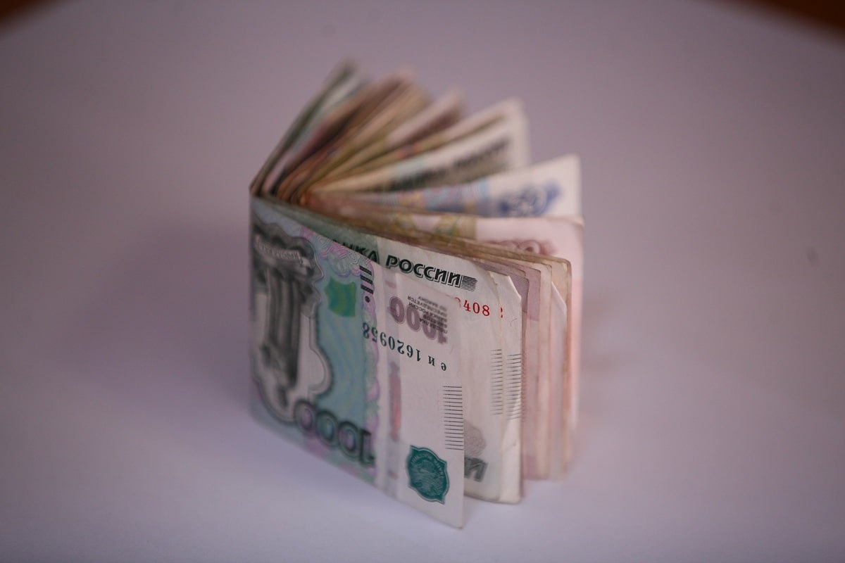 Порядок выплаты пенсий в России изменится в июне Это связано с празднованием Дня России и длинными выходными Выплаты, которые должны были поступить после 12-го июня, будут перечислены уже 10-го или 11-го числа. После праздника график вернётся к стандартному. Подробности читайте на «Дзен» по ссылке