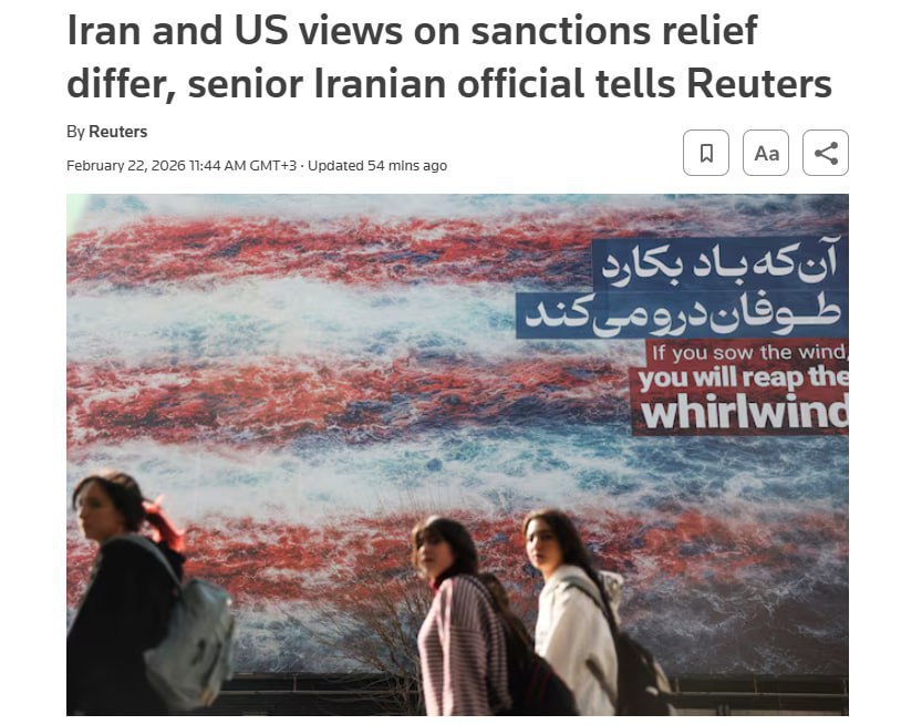 Иран не передаст контроль над своими нефтяными и минеральными ресурсами США сообщил Reuters иранский чиновник Но уточнил он американские компании получат право стать подрядчиками на нефтегазовых месторождениях в стране По информации агентства переговоры между Тегераном и Вашингтоном могут возобновиться в начале марта По словам чиновника существует вероятность заключения промежуточных сделок Axios ранее писал что администрация Трампа готова разрешить Ирану символическое обогащение урана   Telegram MAX Читать эксклюзив