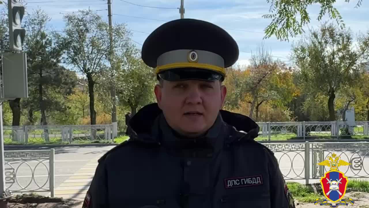 В Сыктывкаре установлен новый вызывной светофор на улице Карла Маркса