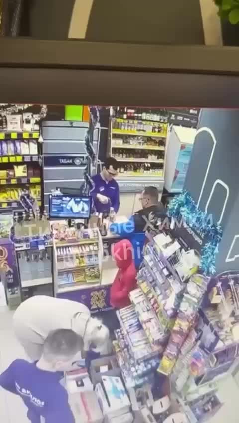 В Химках возбуждено уголовное дело после инцидента в магазине с участием отца и дочери