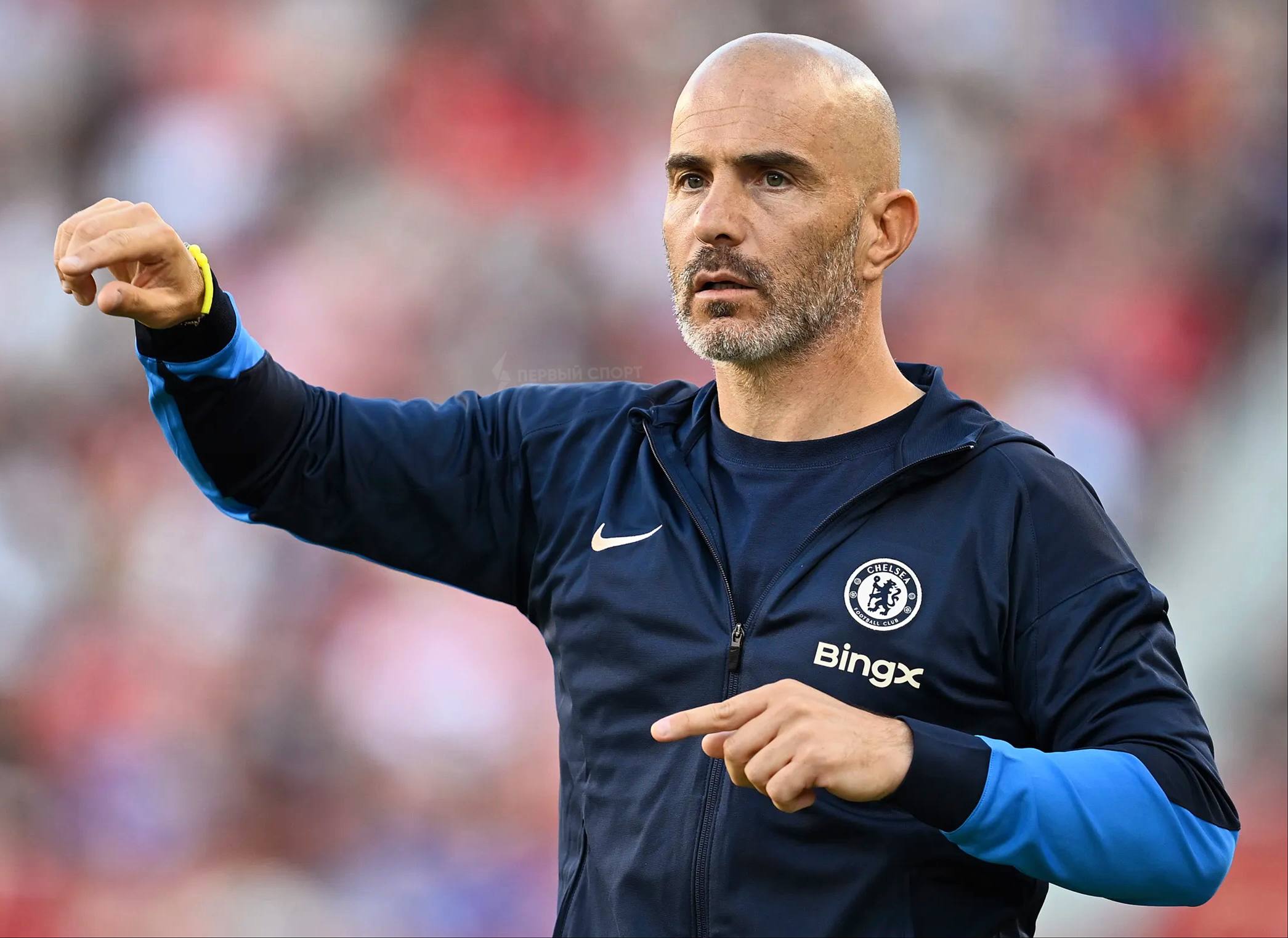 Энцо Мареска будет уволен из Челси уже 1 января его время в клубе подходит к концу высока вероятность что итальянца отправят в отставку в первый же день 2026 года После матча с Борнмутом главный тренер Челси сделал вид что он заболел из за чего не пришёл на пресс конференцию на самом деле он решил не идти потому что недоволен ситуацией в клубе Руководство Челси готово уволить Мареску уже сейчас учитывая результаты у лондонцев 2 победы в 9 последних матчах журналист Алекс Крук talkSPORT Sky Sports The Guardian