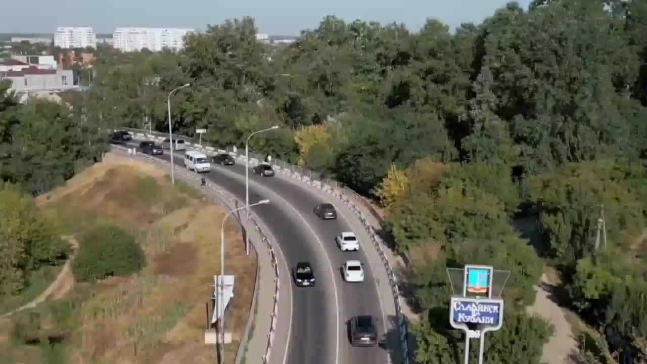 Капитальный ремонт моста через реку Славянку в Порицах: обновление инфраструктуры до октября 2025 года