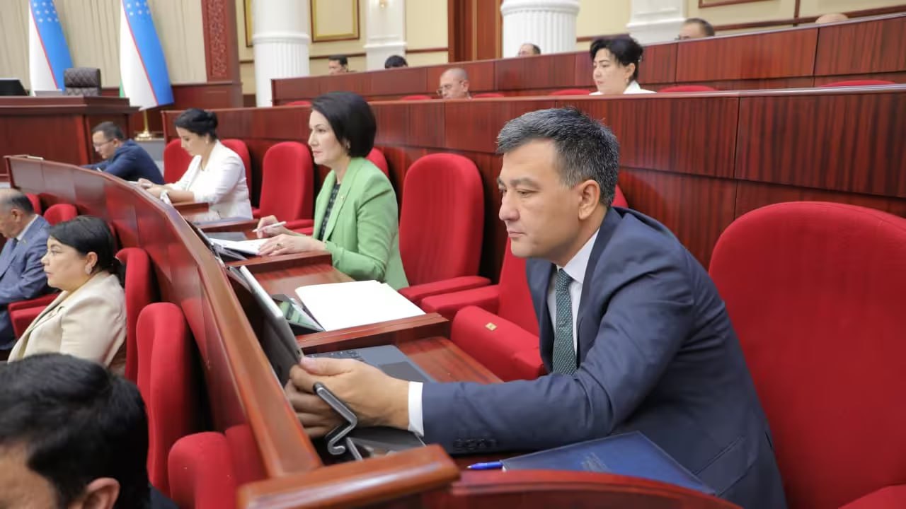 В Узбекистане законодательно закрепят право работников на забастовку Законопроект одобренный депутатами Законодательной палаты направлен на укрепление гарантий трудовых прав граждан расширение демократических механизмов и реализацию принципов социальной справедливости uznews uz ru news 103315 uznews