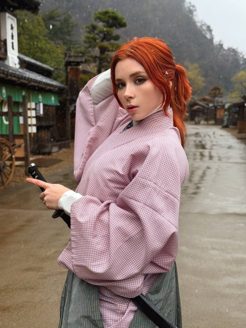 Самой популярной порномоделью мира снова стала Sweetie Fox родом из Екатеринбурга Девушка заняла первое место в номинации премии Pornhub Awards. Для Sweetie Fox это уже пятая награда. Как девушка покорила мир и стала одной из самых известных и высокооплачиваемых порнозвезд на планете — читайте на 66.RU