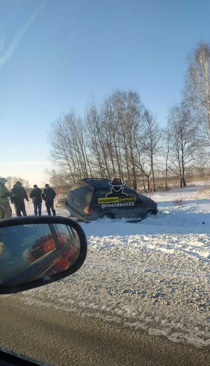 В Павловском районе перед поселком Красная Дубрава произошло ДТП. О пострадавших не сообщается.  Информацией поделился участник нашего сообщества