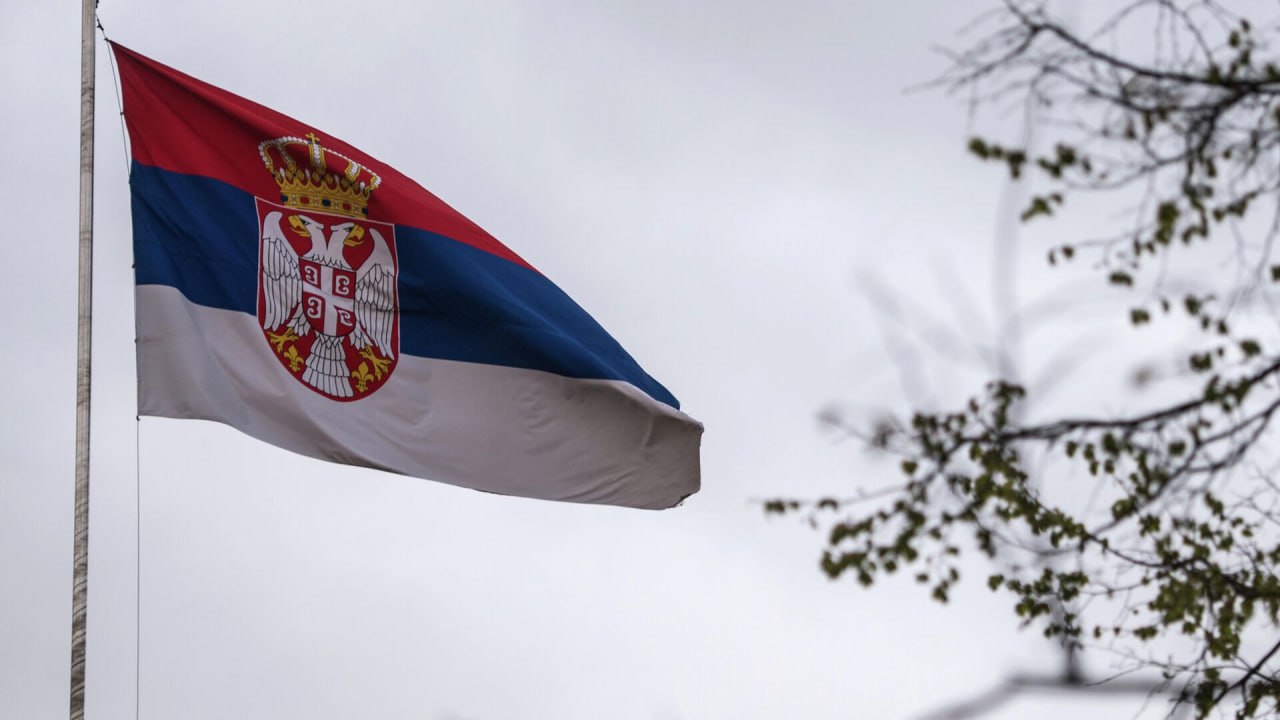 Сербия начала разработку национальной программы мирного использования ядерной энергии, заявила сербский министр горнодобывающей промышленности и энергетики. Ведомство создает сектор по ядерной энергетике. Институт "Винча" намерен стать научным и образовательным центром региона в этой области, сформировав экспертную комиссию, пояснила Дубравка Джедович-Ханданович.