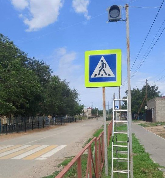 В Астраханской области прокуратуре пришлось вмешаться в обеспечение безопасности на дорогах По требованию надзорного ведомства несколько автомобильных дорог в регионе приведено в нормативное состояние. Подробнее: