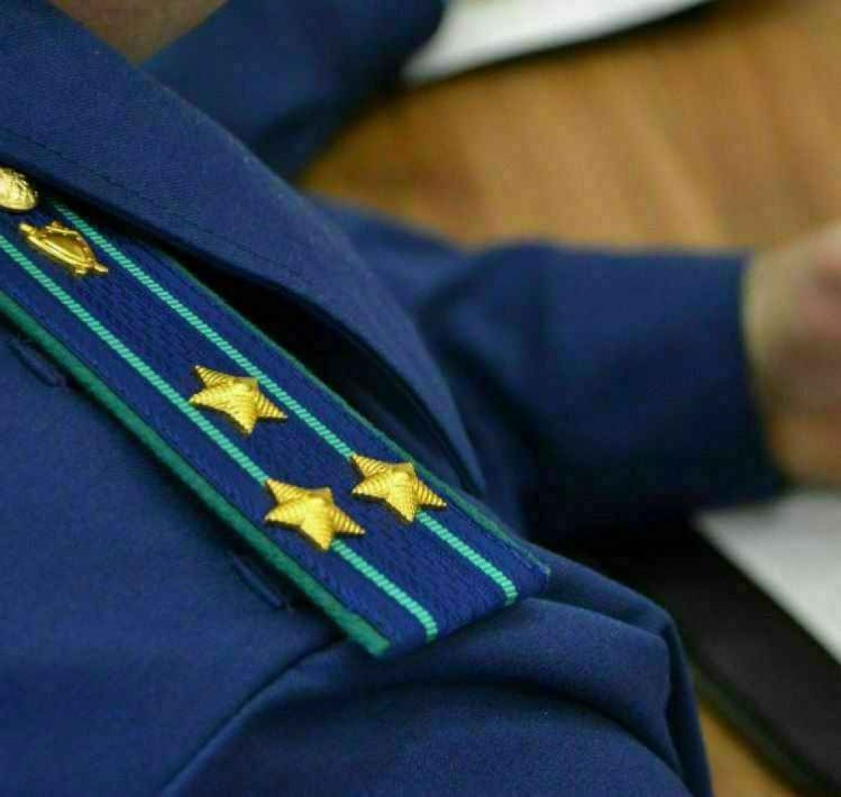Прокуратура Ельца разобралась с мусорной компанией и обязала сделать перерасчет горожанам После жалоб жителей прокуратура Ельца провела проверку деятельности ООО «ТЭКО-Сервис» занимается вывозом мусора и его сортировкой . В ходе рейда были обнаружены серьезные нарушения в системе вывоза твердых коммунальных отходов. ↗ Прислать новость Подписаться