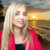 АННА ХОРОШУН