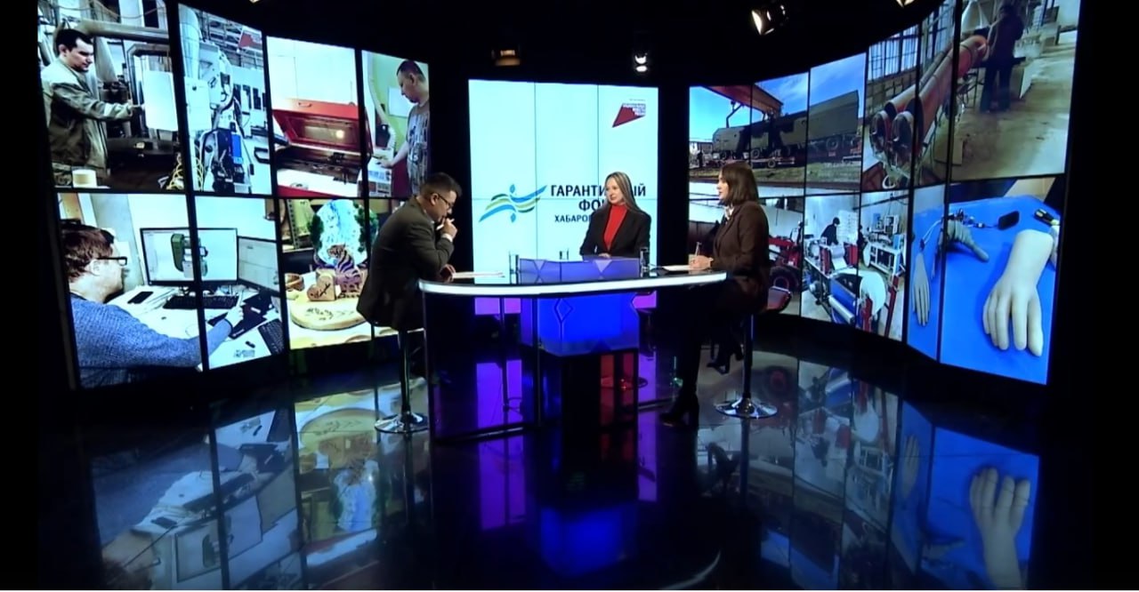 В декабре деньги для малого и среднего бизнеса стали доступнее В преддверии своего дня рождения Гарантийный фонд Хабаровского края запустил акцию для предпринимателей под названием Для дела До 26 декабря ставка вознаграждения фонда за поручительство снижена в четыре раза с 1 до 0 25 Подробнее о том кто и как может воспользоваться этой мерой поддержки а также о планах по развитию помощи МСП в будущем в студии ТК Хабаровск рассказали начальник управления развития предпринимательства и инновационной деятельности Минэкономразвития края Карина Боровикова и директор Гарантийного фонда Хабаровского края Елена Литвина нацрейтинг27 нацпроекты27