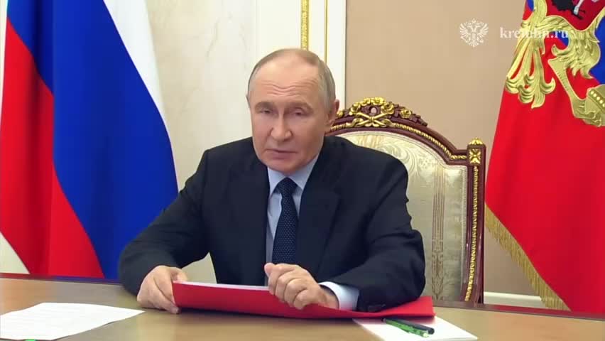 Путин обсудил вопросы здравоохранения на заседании Совета Безопасности