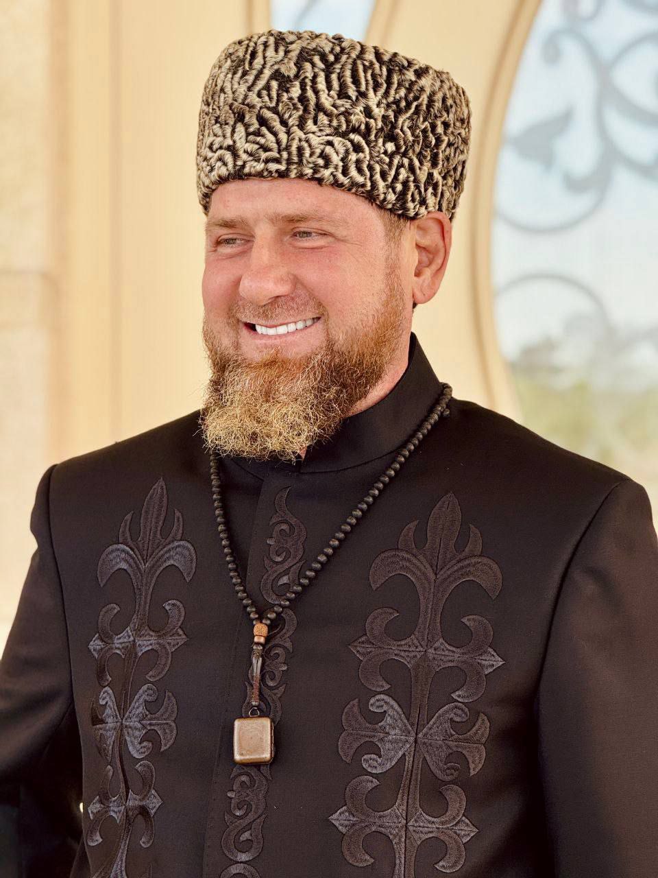 Сегодня день рождения отмечает глава Чечни Рамзан Кадыров Поздравляю Рамзана Ахматовича желаю здоровья и спокойствия духа Евгений Минченко GosSovet