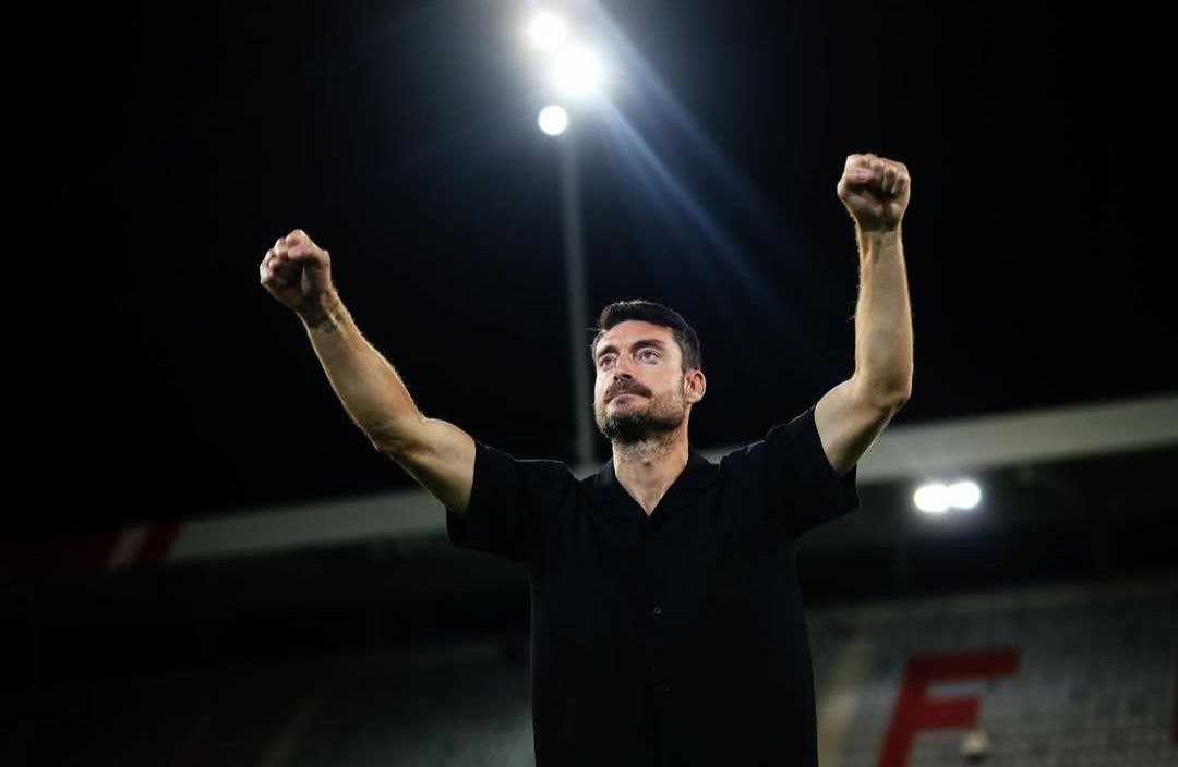 СКАУТЫ ОТ СПАРТАКА ПОСЕТЯТ ДВА МАТЧА КОМАНДЫ ПОД РУКОВОДСТВОМ АЛЬБЕРТА РИЕРЫ По информации телеграм канала Спартак Информ скауты от московского Спартака посетят два матча словенского Целе под руководством испанского тренера Альберта Риеры В их планах помимо игры Лиги Конференций с Легией также просмотр матча 15 го тура чемпионата Словении против Браво который пройдет 9 ноября Примечательно что это не представители непосредственно спортивного блока клуба а сторонние специалисты привлечённые руководством Спартака Также в их планах просмотр нескольких игроков Целе в качестве потенциальных новичков московской команды Ранее телеграм канал Дай Ударить сообщил что против кандидатуры Риеры являющегося приоритетом для правления клуба выступает нынешний спортивный директор Спартака Франсис Кахигао