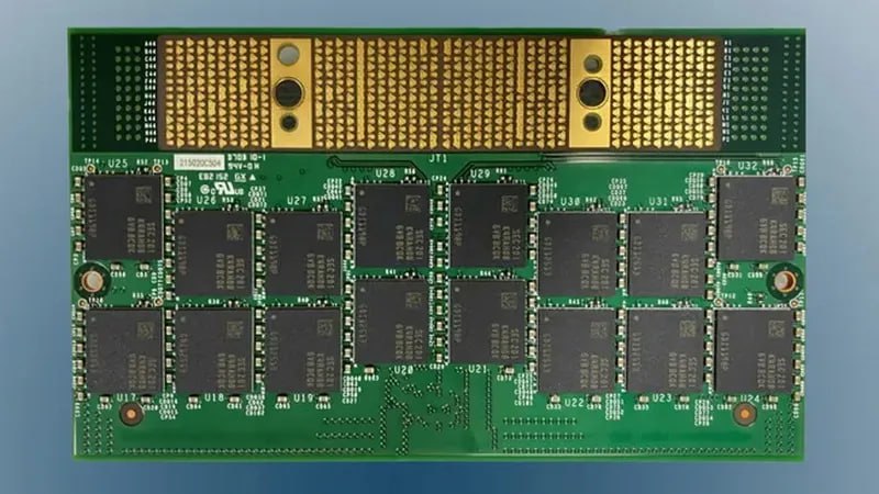 DDR6 уже близко Samsung, Micron и SK Hynix ускоряют разработку DDR6 — тестирование завершится к 2026-му, а сам релиз намечен на 2027 год Новый стандарт обеспечит до 17.600 МТ/с и, вероятно, потребует перехода на слот CAMM2 // На фото как раз модуль в исполнении CAMM2