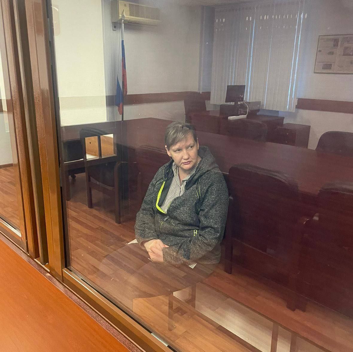 В Екатеринбурге вынесен приговор по делу о госизмене и терроризме  Центральный окружной военный суд приговорил 48-летнюю Веру Сидоркину из Йошкар-Олы к 18 годам лишения свободы за государственную измену и попытку участия в деятельности террористической организации.  Суд установил, что в апреле 2023 года Сидоркина подала анкету на вступление в признанную террористической организацию «Легион „Свобода России“». В августе она пыталась попасть на территорию Украины для участия в её деятельности, но была задержана.  В апреле 2024 года она передала украинской разведке спутниковые снимки российских военных предприятий с комментариями для нанесения ударов по ним.   : Прокуратура Свердловской области