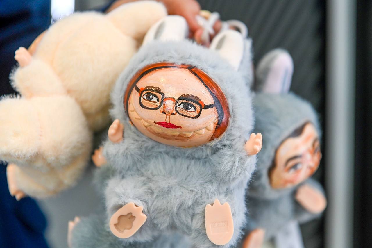 Лабубу начнёт выдавать россиянам кредиты под конский процент Банк России сегодня внёс в госреестр микрофинансовых организаций МКК Лабубу По данным Интефакс Спарк уставный капитал компании составляет 5 1 млн рублей а её владельцем является Эльвира Гребенщикова bankrollo