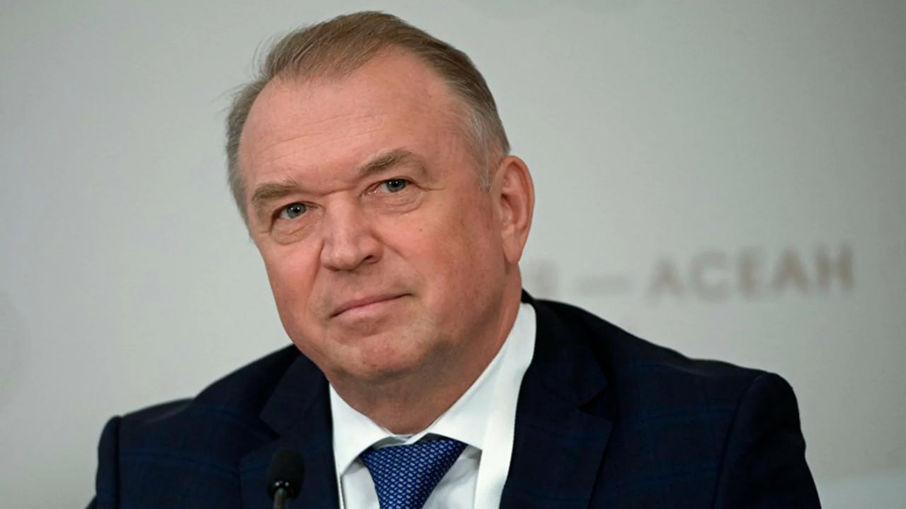 МНЕНИЕ: Термин "недружественные страны" может уйти в прошлое в ближайшие годы — глава Торгово-промышленной палаты ТПП РФ Сергей Катырин Читать далее