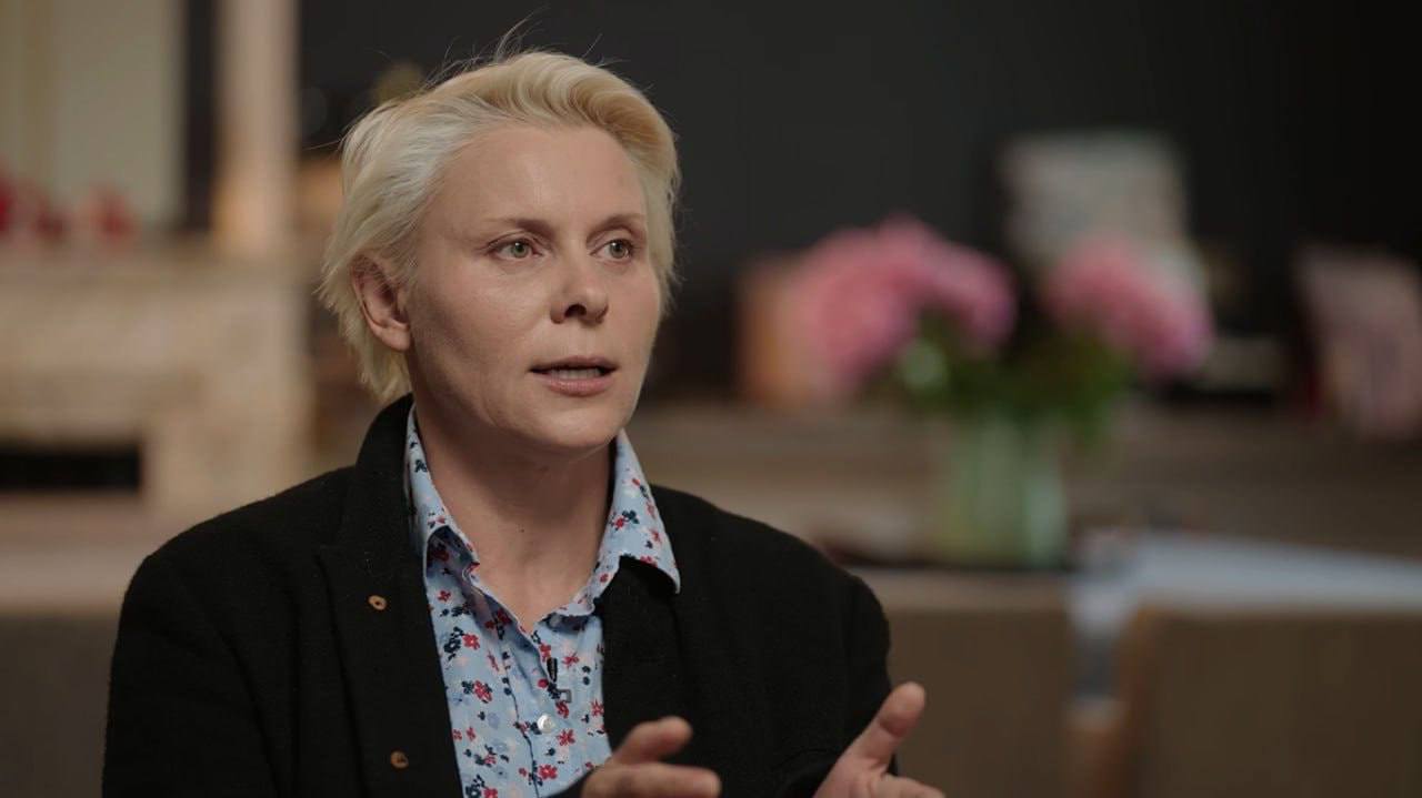 Актрису Яну Троянову признана в РФ иноагентом заочно приговорили к 8 годам колонии по делу о призывах к терроризму и возбуждении ненависти Сейчас Троянова проживает во Франции Актрису объявили в международный розыск Подписаться Прислать новость