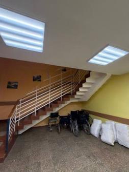 Вспышка инфекции случилась как выяснилось в пансионате Гераника Отзывы о нем хорошие а вот с санитарными нормами судя по всему дела швах Столичный СК сообщил в своем телеграм канале в MAX о возбуждении уголовного дела UPD предварительный диагноз заболевших дизентерия Контингент преимущественно женщины старше 70 лет