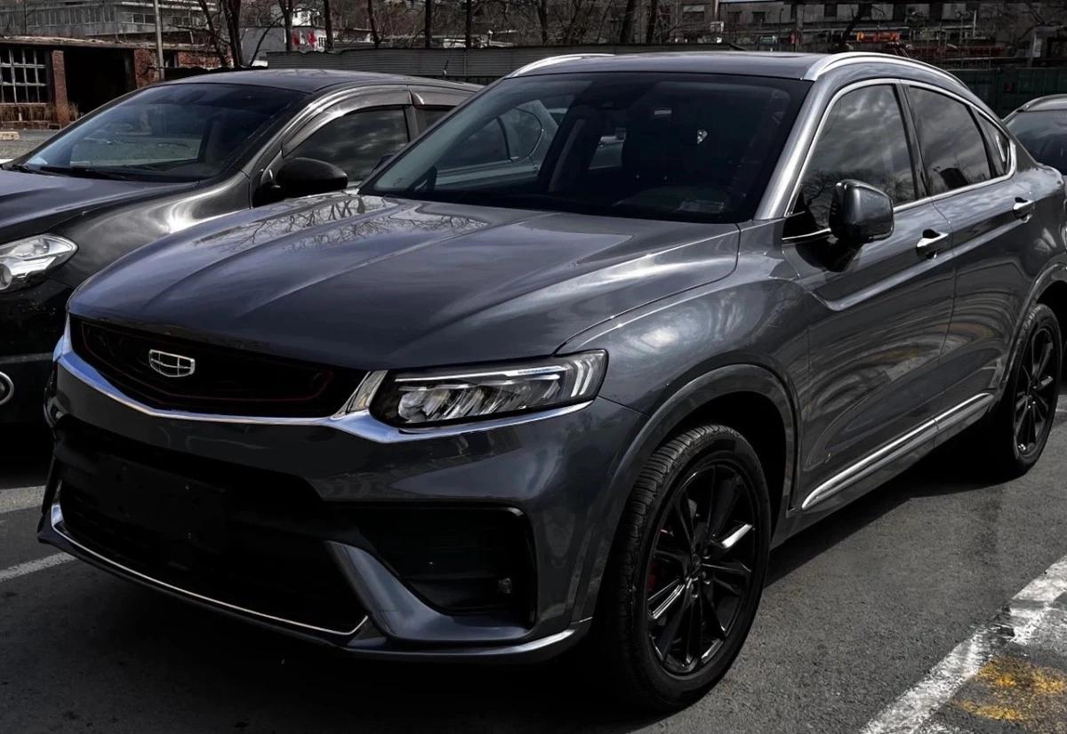 Продажи китайских авто в Приморье выросли в три раза за год При этом, по данным «Дром», в целом рынок подержанных машин в регионе демонстрирует падение. Японские иномарки, в частности, в 2025-м покупали на 16% реже. Их цена при этом выросла на 2%. Кроме китайских авто рост показал еще один сегмент — немецкие машины. Их выбирали на 5% чаще, чем в январе-мае прошлого года. Средняя стоимость выросла примерно на 5%.