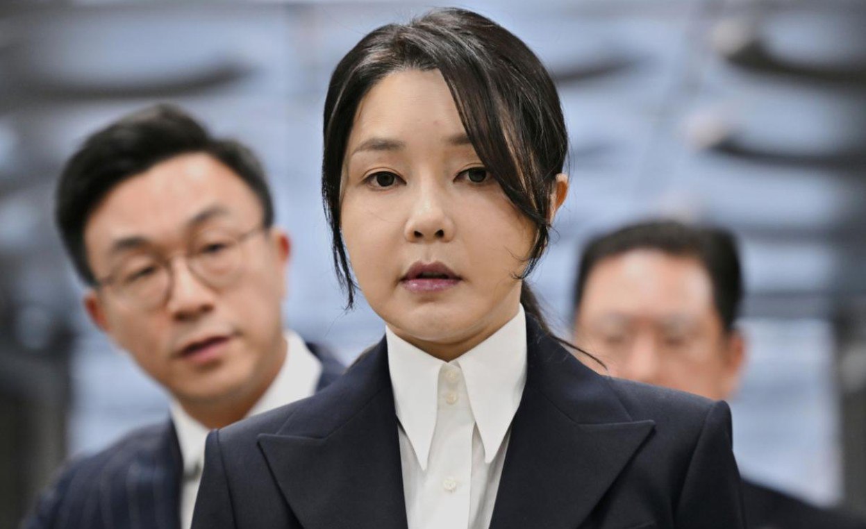 Бывшую первую леди Южной Кореи приговорили к 20 месяцам лишения свободы   repost uz poymali na korrupcii Подписывайтесь на Repost