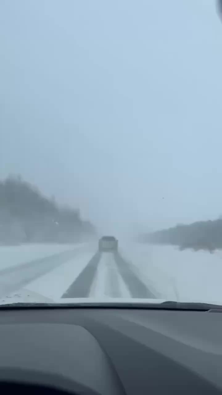 Метель и гололед в Татарстане приводят к авариям и задержкам на трассах