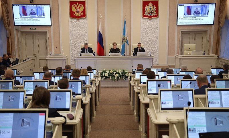 Начинающим предпринимателям Поморья продлят налоговые преференции  Законопроект, предусматривающий продление налоговых преференция для начинающих предпринимателей до конца 2026 года, приняли депутаты АОСД на ноябрьской сессии.