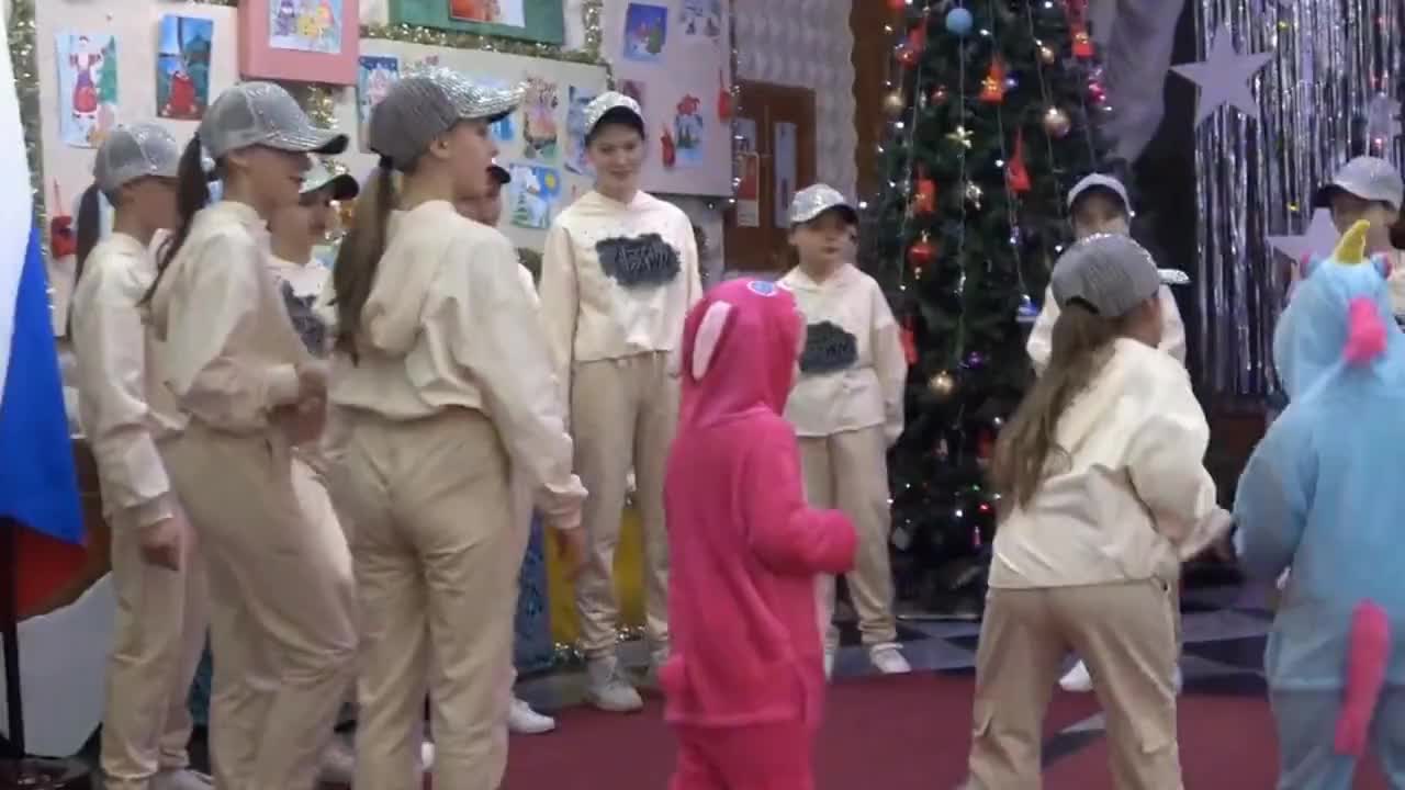 Запуск новогодней акции помощи детям в Москве и эксклюзивные сувениры от подопечных НКО