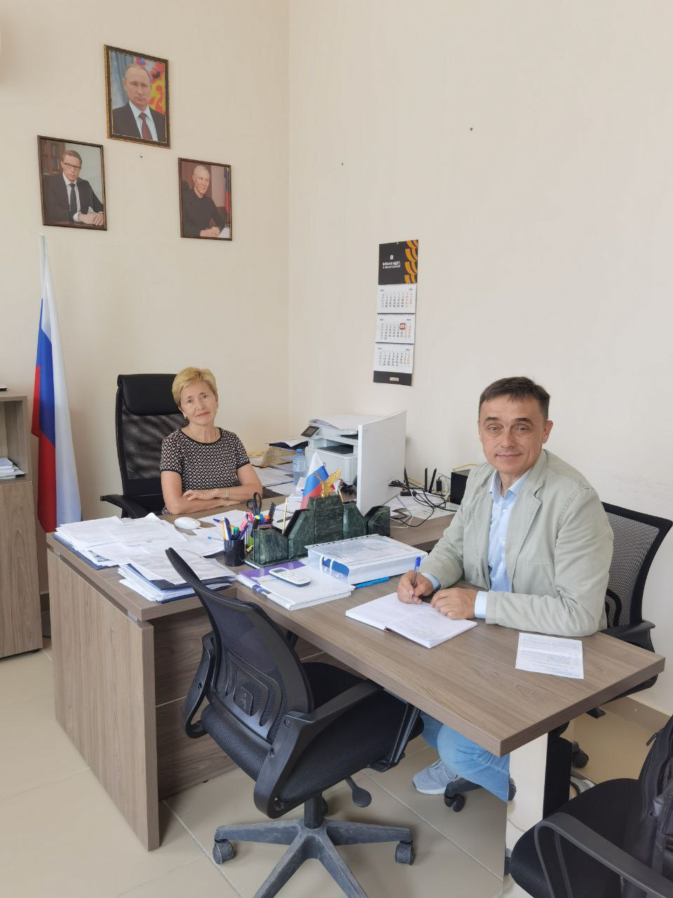 Передвижной томограф на базе автомобиля планируют предоставить Каховскому округу Заместитель главы Каховской администрации Игорь Бжезицкий обсудил с министром здравоохранения региона Еленой Борчаниновой проблемы, связанные с вышедшим из строя компьютерным томографом Каховской ЦРБ. "В связи с его поломкой маломобильных пациентов направляют на исследования в Геническ, и только после этого назначается лечение. Такие поездки отнимают у людей много времени и сил. Однако теперь эта проблема будет решена", — сообщили в Администрации округа. ПОДПИСАТЬСЯ НА ТАВРИЮ