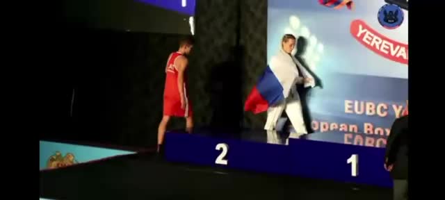 Азалия Аминева выигрывает первенство Европы по боксу среди юниорок в Ереване