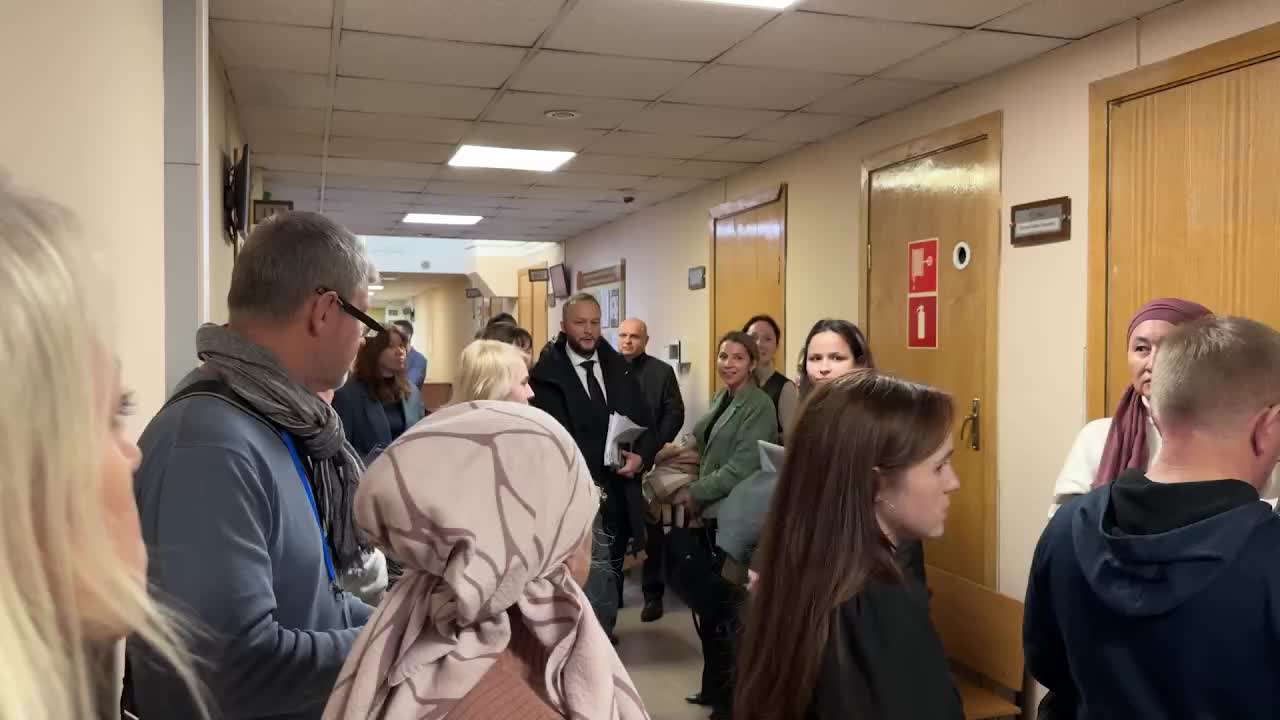 Начало судебного процесса над адвокатом и блогером в Казани вызвало широкий резонанс