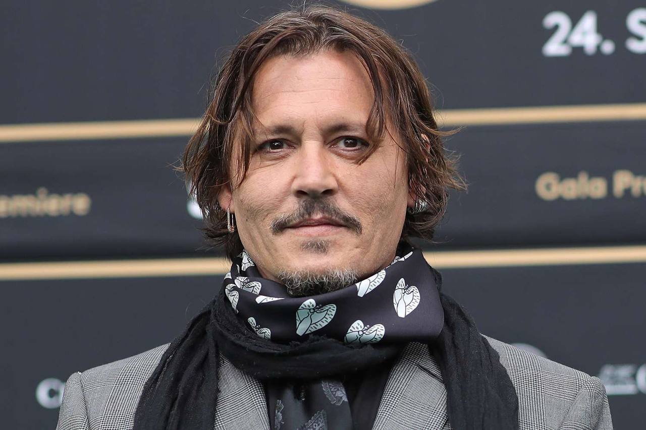 Ого какие новости Джонни Депп сыграет в новой экранизации Мастера и Маргариты Как думаете Воланда или Мастера А может Азазелло Это будет первый англоязычный фильм по произведению Михаила Булгакова