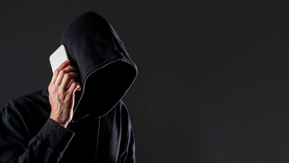 Россияне могут получить право требовать компенсацию ущерба от операторов связи если мошенники воспользовались недостатками защиты абонентов Законопроект рассматривается во втором чтении