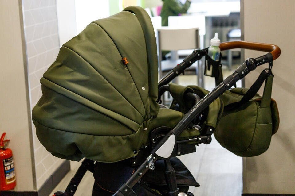 Студенческим семьям до 1 6 млн рублей Губернатор Забайкалья Александр Осипов во время Прямого разговора сообщил о подготовке новой крупной выплаты для молодых семей Поддержку в 1 2 1 6 млн рублей смогут получить студенты до 25 лет которые создают семью и планируют рождение ребёнка Инициативу планируют запустить уже в 2026 году Подробности условий объявят позже ZAB RU Проголосовать