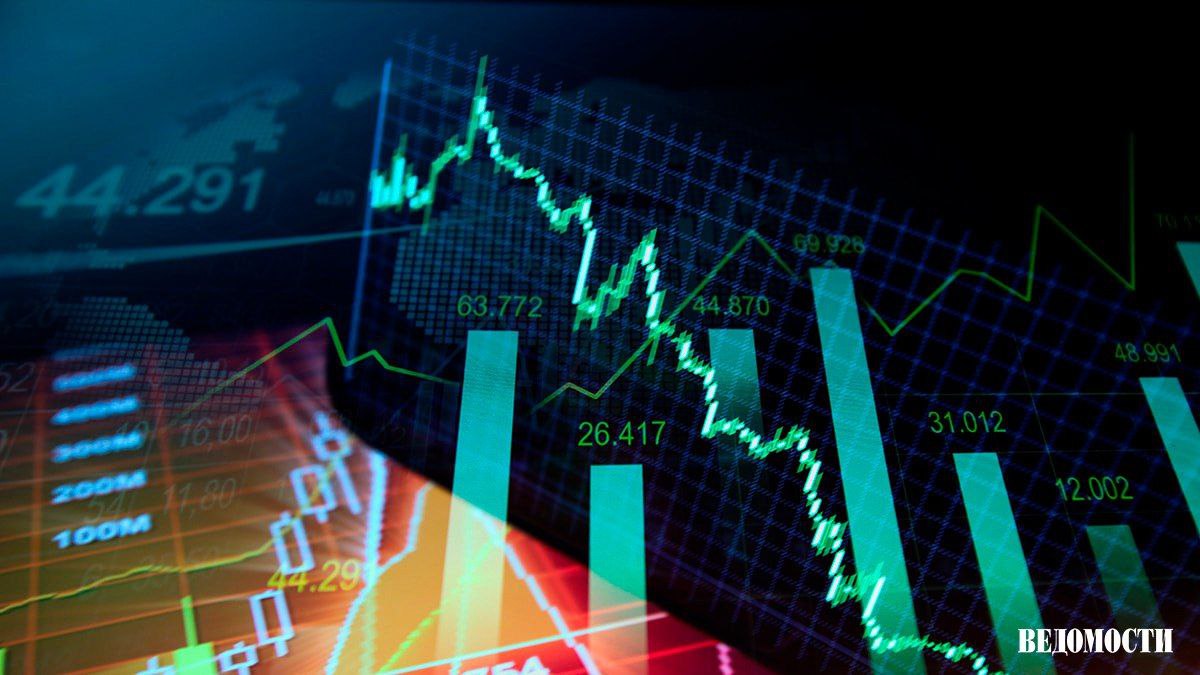 Аналитики ожидают роста индекса Мосбиржи до 3300 3500 к концу 2026 года SberCIB в базовом сценарии ожидают роста индекса Мосбиржи до 3400 к концу 2026 году Это предполагает потенциальную 30 ную полную доходность с учетом 7 ной ожидаемой дивидендной доходности рассказал Ведомостям старший стратег по рынку акций SberCIB Investment Research Андрей Крылов Совкомбанк прогнозирует индекс площадки на уровне 3300 3400 пунктов Это возможно за счет увеличения прибылей компаний из индекса средневзвешенно на 15 и росту мультипликаторов благодаря снижению процентных ставок ВТБ ожидает индекс Мосбиржи на уровне 3610 пунктов на конец 2026 г В совокупности с дивидендами полная доходность индекса к этому моменту может достичь 40 Текущая оценка значения индекса Мосбиржи у Газпромбанка на конец следуеющего года составляет 3300 3500 в зависимости от уровня ключевой ставки Telegram Max