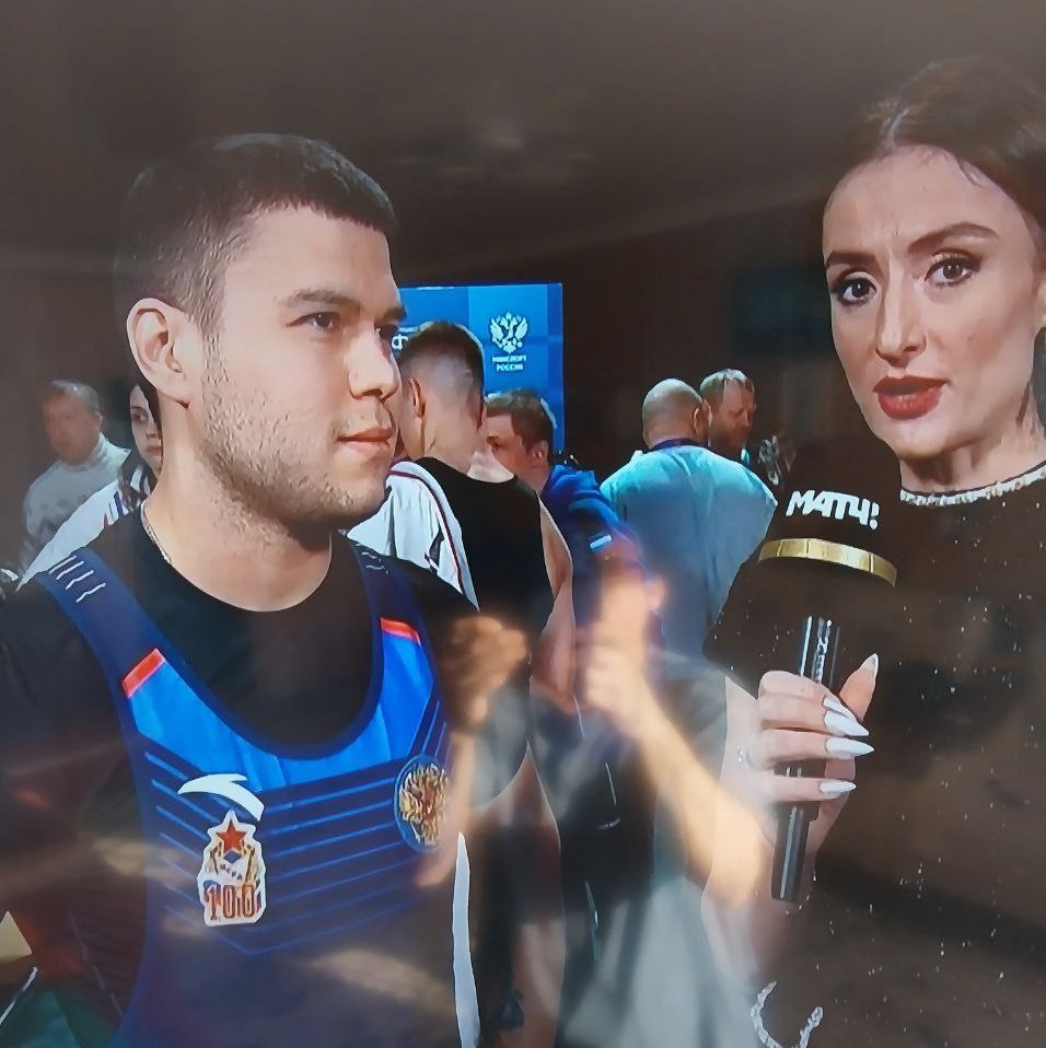 Ура друзья отличная новость Только что в Люберцах завершились соревнования по тяжелой атлетике на Кубок России Наш земляк уроженец Вятскополянского района Зульфат Гараев стал победителем Кубка России в весовой категории до 73 кг Соревнования транслировались в прямом эфире на канале МатчТВ впправда Подробнее читайте в газете