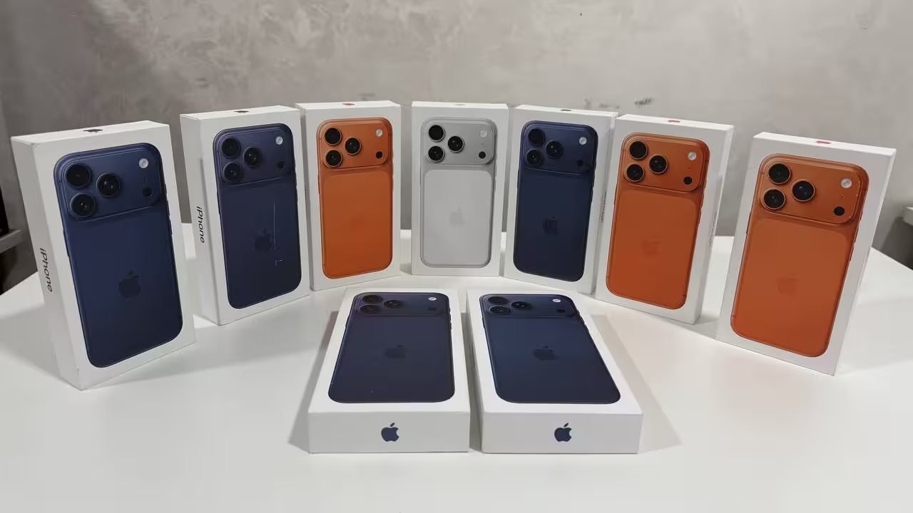 Таможенный комитет разъяснил порядок уплаты госпошлины при ввозе iPhone 17 Органы таможни определяют стоимость ввозимого телефона с помощью имеющегося кассового чека и других квитанций При отсутствии документов используется информация с официального сайта Apple в той стране откуда прибыл гражданин   uznews uz ru news 103940 uznews