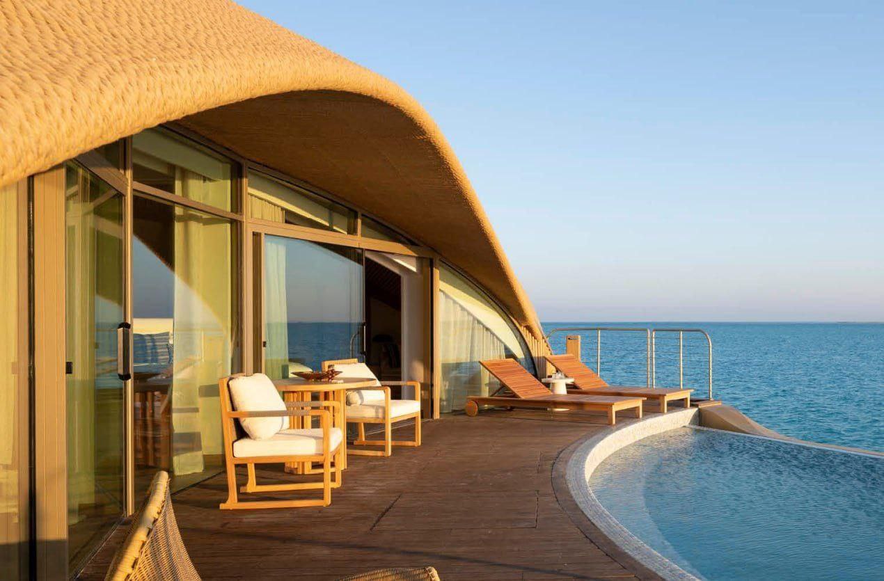 Бронируйте с уверенностью С марта 2026 года в России вступают в силу обновлённые правила бронирования гостиниц теперь размещение станет ещё прозрачнее надёжнее и удобнее для каждого туриста Какие преимущества это предоставляет   чёткие условия отмены и изменения брони   обязательное указание полной стоимости до оплаты   подтверждённая безопасность онлайн платежей Путешествуйте по Азовско Черноморскому побережью Сивашу и Аскания Нова зная что ваш отдых защищён государственными стандартами Министерство курортов и туризма Херсонской области ведет работу по приведению всех коллективных средств размещения региона к стандарту новых требований