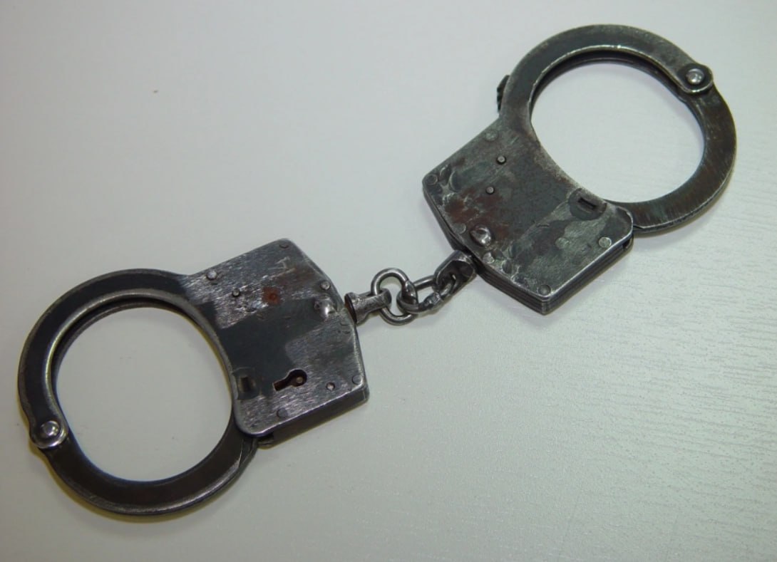Петербуржца задержали за поджог вышки сотовой связи Мужчину 1992 года рождения подозревают в совершении теракта по указанию членов террористических группировок Украины в ночь на 1 сентября Возбуждено уголовное дело Жителю Петербурга грозит до 20 лет лишения свободы Фото PhotoXPress Читать РБК Петербург