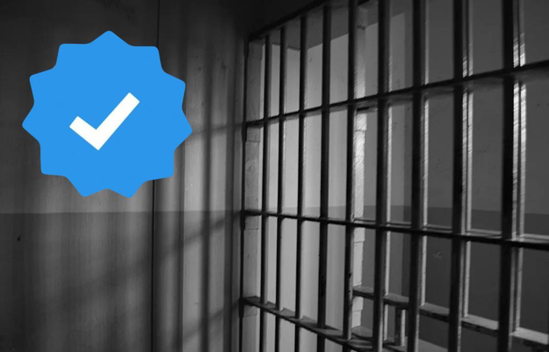 Соцсети это серьёзно Суд РФ постановил запретить приобретение знака верификации синей галочки в социальных сетях Instagram и Facebook Такие действия будут квалифицироваться как финансирование экстремистской организации и могут повлечь уголовную ответственность вплоть до лишения свободы на срок до восьми лет Всё еще сидите в запретграммах Instagram и Facebook принадлежат Меta которая признана экстремистской организацией и запрещена на территории России эдуардгрищук