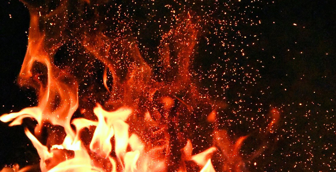 На Камчатке тушили пал, охвативший более тысячи «квадратов» сухой травы За минувшие сутки в Камчатском крае, по данным Главного управления МЧС, зарегистрировано восемь пожаров. Горели сухая трава и покрышки. Нажмите для подробностей -