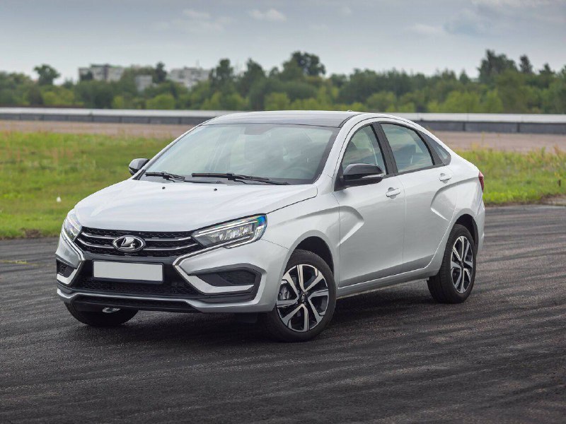 «АвтоВАЗ» выпустил свои первые серийные автомобили Lada Vesta с шестиступенчатой механической коробкой передач.  В перспективе возможна установка такой трансмиссии на другие модели. Производится она «дружественным поставщиком» и рассчитана на передачу крутящего момента до 220 Нм, — сообщают в компании.