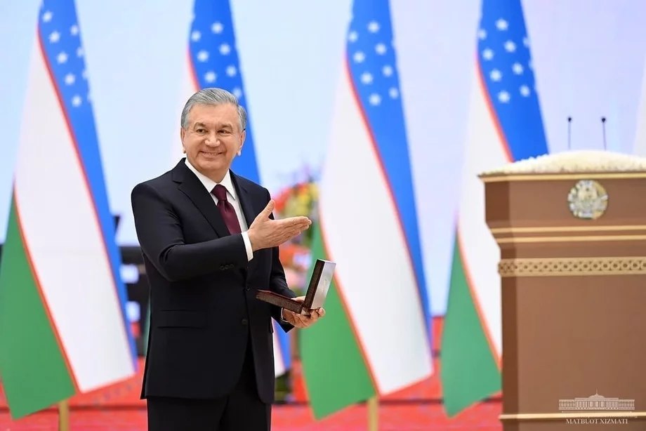 Президент Узбекистана наградил медработников к профессиональному празднику В честь Дня медицинских работников президент Узбекистана подписал указ о награждении группы специалистов сферы здравоохранения и фармацевтики Подробнее   anhor uz news prezident 76 anhoruz Новости события мнения Мобильное приложение IOS Android